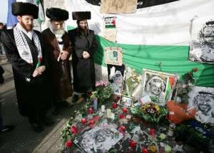 Orthodox Rabbis at memorial to the well-being of Palestinian President, Yasser Arafat.